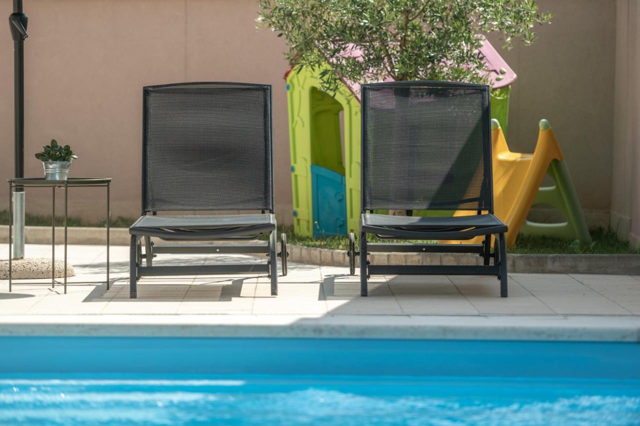 Villa Ena With Private Pool Pinezici  Bagian luar foto