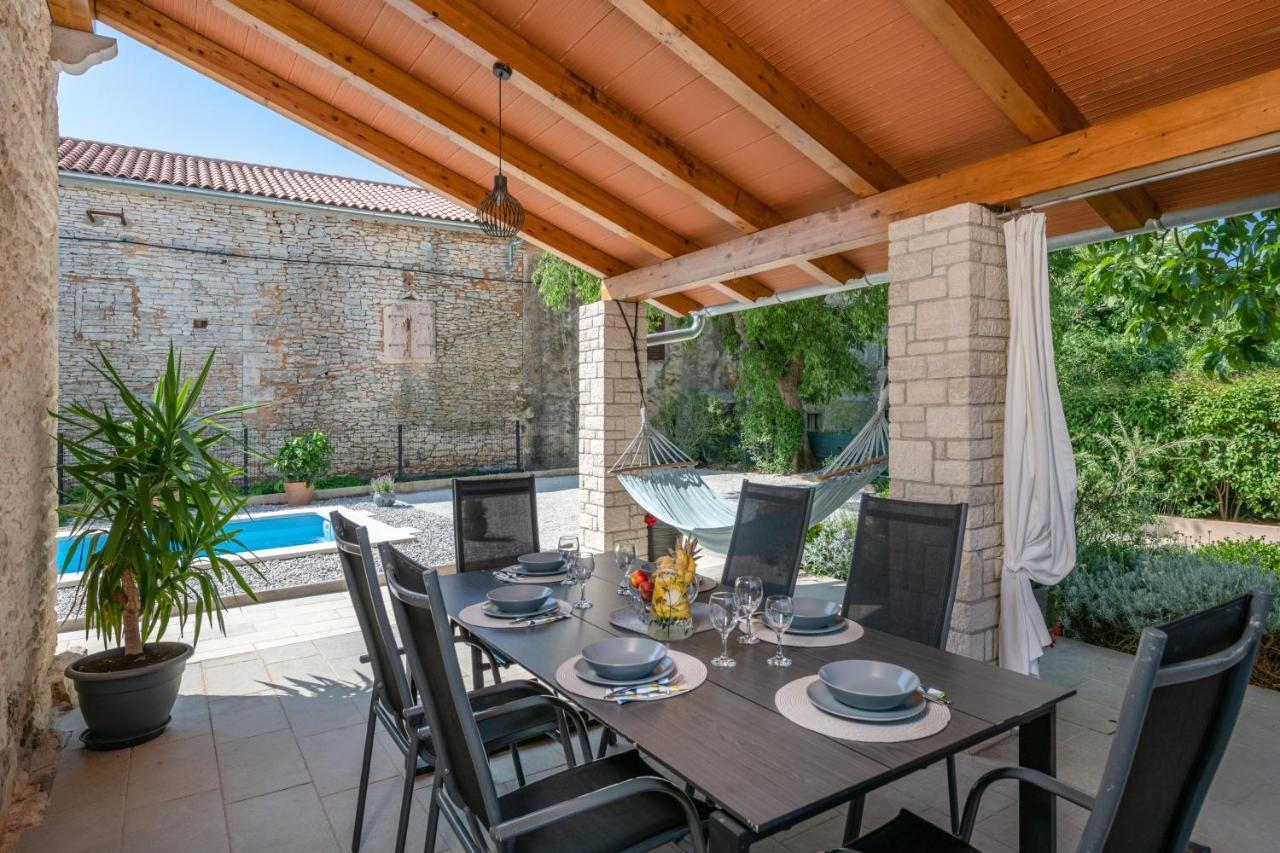 Villa Ena With Private Pool Pinezici  Bagian luar foto